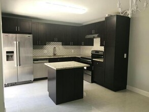 3310 Meridian Way S in Palm Beach Gardens, FL - Building Photo - Building Photo