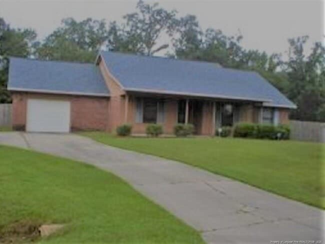 property at 513 Woodberry Cir