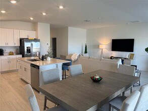 8823 Sunset Pk Trl S in Parrish, FL - Building Photo - Building Photo