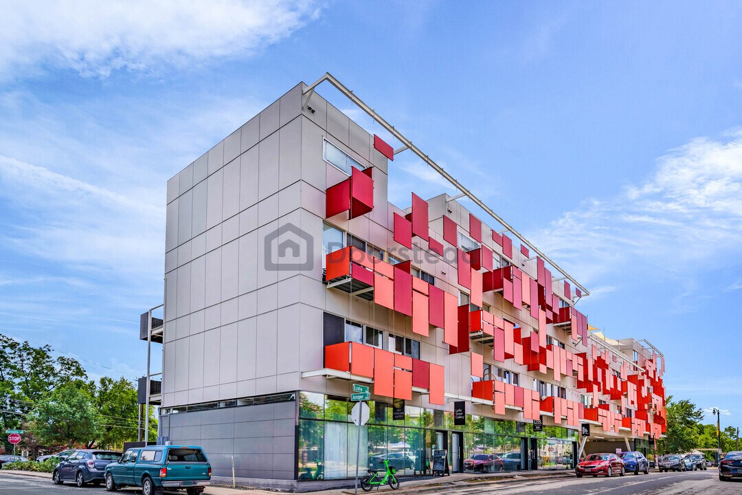 1200 E 11th St, Unit 209 in Austin, TX - Building Photo