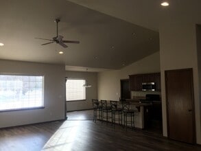 5400 W Whitman St in Yakima, WA - Building Photo - Building Photo