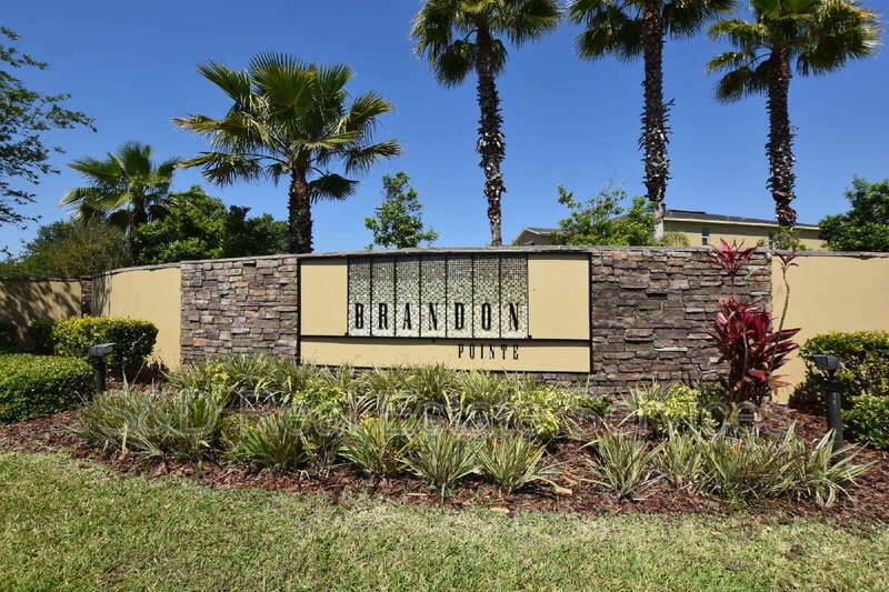 1525 Acadia Harbor Pl in Brandon, FL - Building Photo
