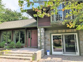 7 Tamarack Rd in Mahopac, NY - Building Photo - Building Photo