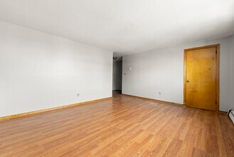 336 Princeton Ave in Jersey City, NJ - Building Photo - Building Photo