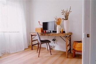 1075 NE 120th St in Biscayne Park, FL - Building Photo - Building Photo