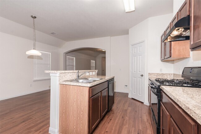 5410 Latta Plantation Dr in Katy, TX - Building Photo - Building Photo