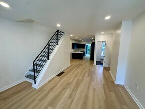 1446 N 60th St in Philadelphia, PA - Building Photo - Building Photo