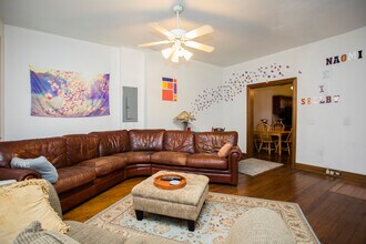 421 E Carson St in Pittsburgh, PA - Building Photo - Building Photo