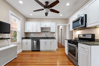 45 Calvin St, Unit 1 in Somerville, MA - Building Photo - Building Photo