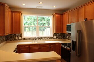 749 Swan Neck Ln in Raleigh, NC - Building Photo - Building Photo