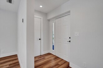 450 NW 15th St in Boca Raton, FL - Building Photo - Building Photo