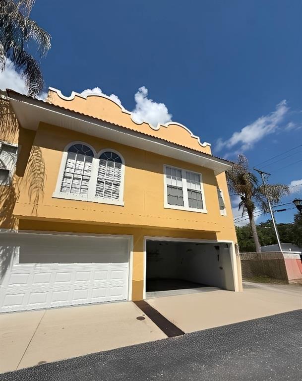 property at 3336 Las Campos Pl