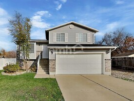 514 W 150 S in Clearfield, UT - Building Photo