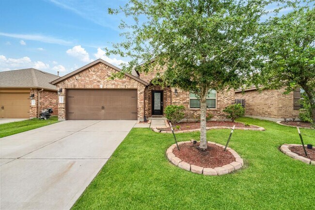 property at 6926 Ithaca Heights Ln