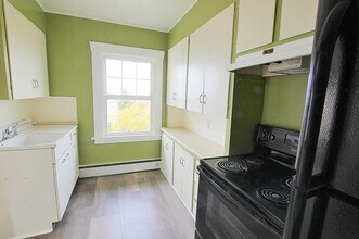 709 N Forest St in Bellingham, WA - Building Photo - Building Photo