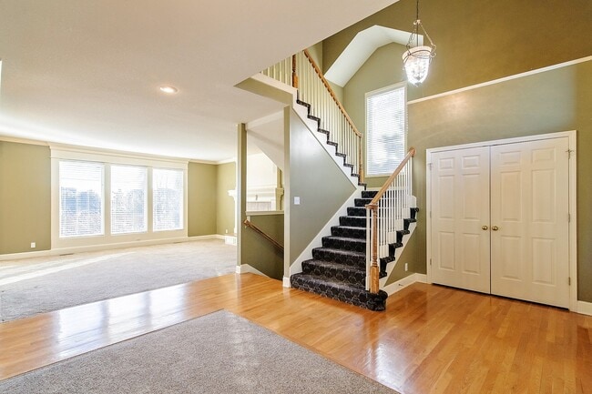 14513 Floyd St in Overland Park, KS - Building Photo - Building Photo