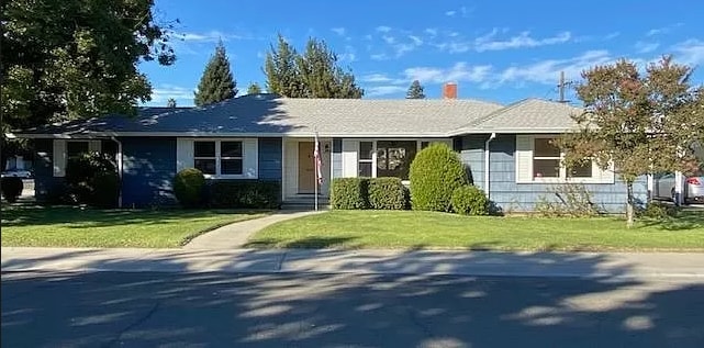 property at 1083 Thompson Ave