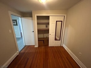 184 Walnut St, Unit 1 in Newark, NJ - Building Photo - Building Photo