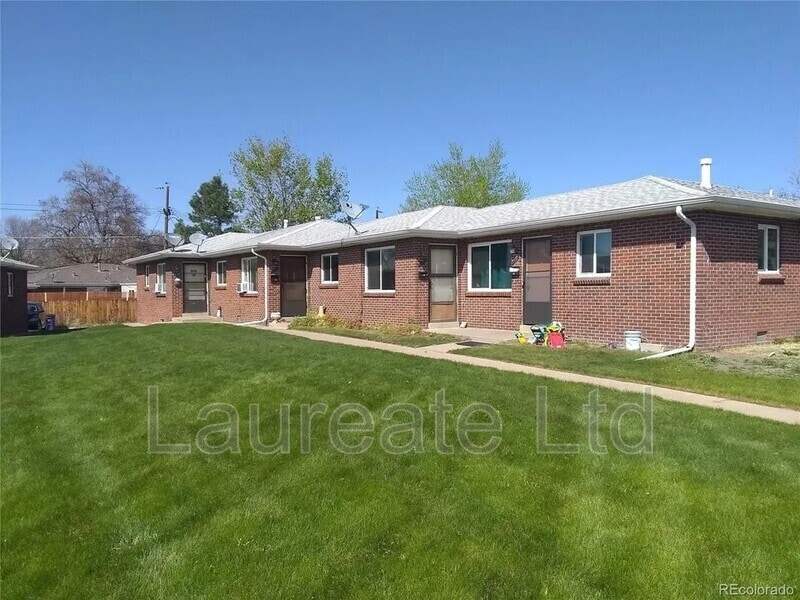 4447 E Yale Ave in Denver, CO - Building Photo
