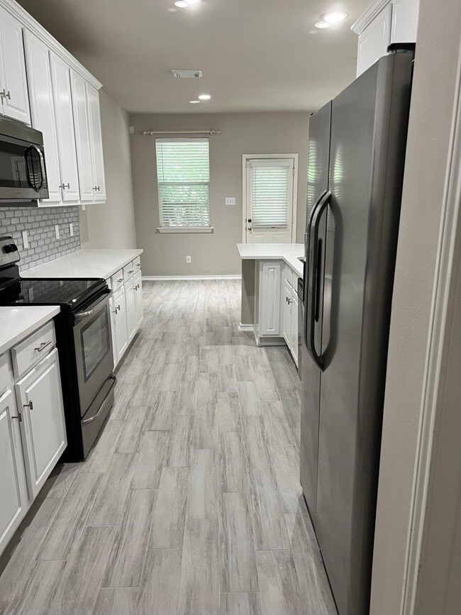 114 N Camellia Grove Cir