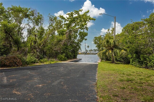 property at 12630 Panasoffkee Dr