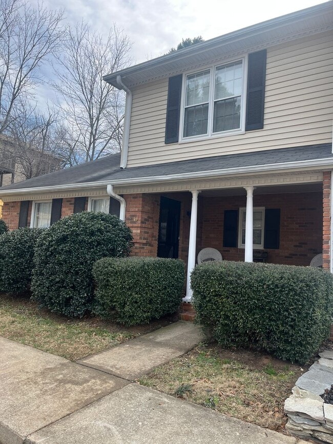 19 Somersett Dr in Spartanburg, SC - Building Photo - Building Photo