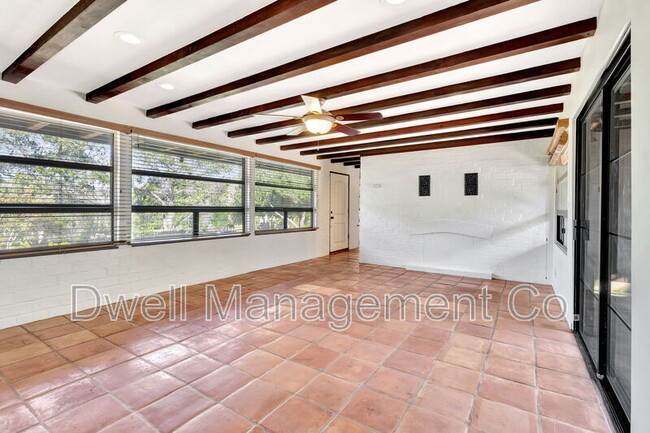 9120 Wakarusa St in La Mesa, CA - Building Photo - Building Photo