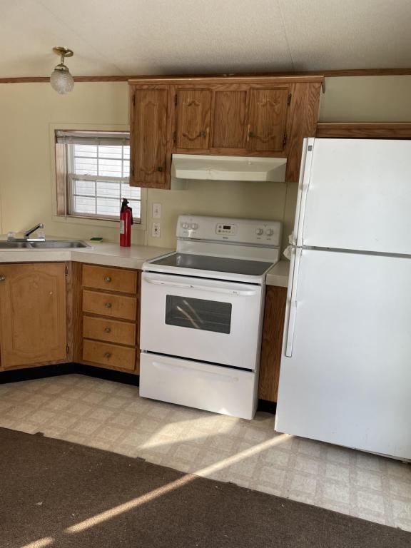 24054-2M-43 M-43 in Mattawan, MI - Building Photo - Building Photo