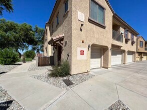 2910 E Dunbar Dr in Phoenix, AZ - Building Photo - Building Photo