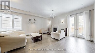 20 Settlers Field Rd in Brampton, ON - Building Photo - Building Photo