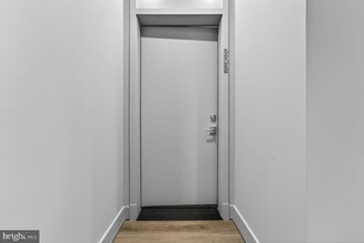 117 N 21st St in Purcellville, VA - Foto de edificio - Building Photo