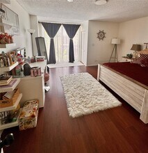 2413 NE 10th St in Hallandale Beach, FL - Building Photo - Building Photo