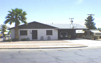 905 N Grand Apartments