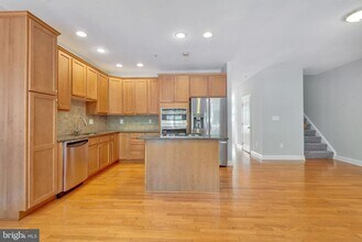 4238 Chariot Way in Upper Marlboro, MD - Building Photo - Building Photo