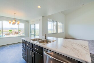 6331 Black Hills Ave in Loveland, CO - Building Photo - Building Photo