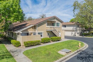 6800 Jarvis Ave in Newark, CA - Building Photo