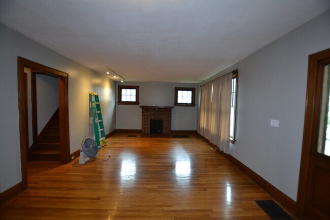 215 E Longview Ave in Columbus, OH - Building Photo - Building Photo