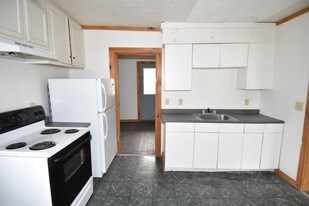 60 School St Apartments