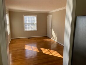 2913 Abigail Dr, Unit Unit #1 in Louisville, KY - Building Photo - Building Photo