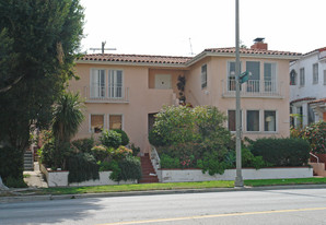 9550 W Olympic Blvd in Beverly Hills, CA - Foto de edificio - Building Photo