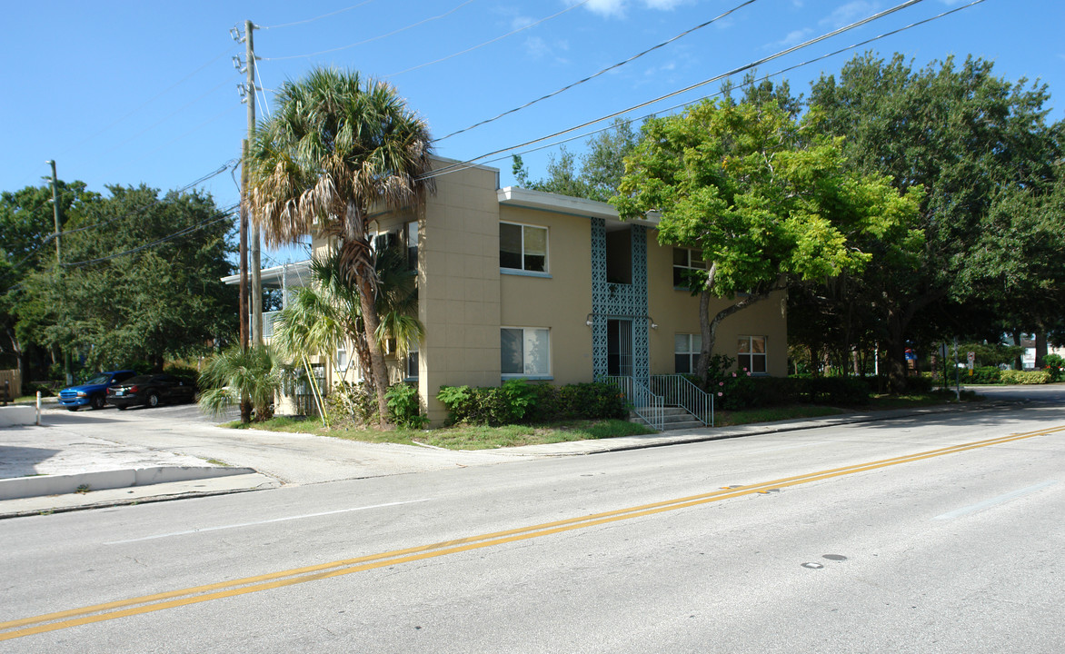 1130 9th Ave N in St. Petersburg, FL - Building Photo