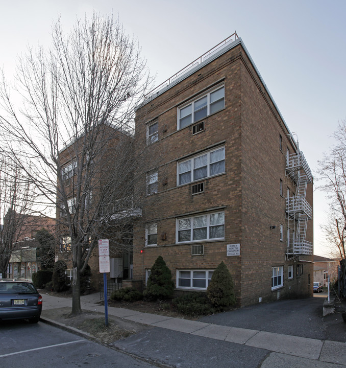 The Imperial in Palisades Park, NJ - Foto de edificio