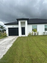 4734 22nd St SW in Lehigh Acres, FL - Building Photo