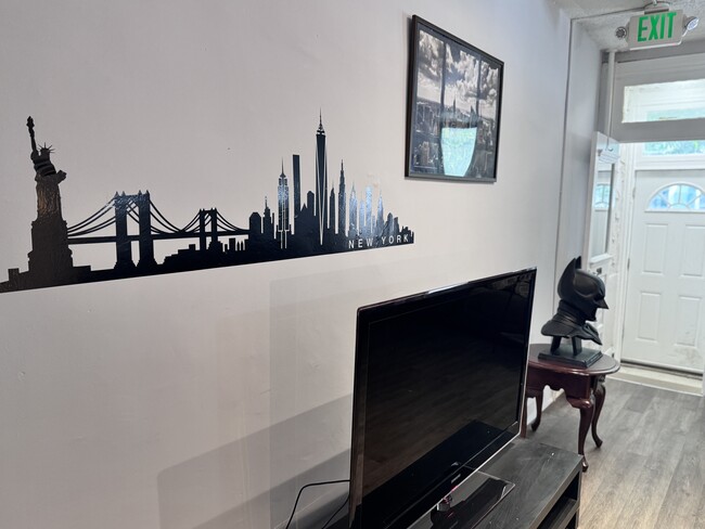 2720 Maryland Ave in Baltimore, MD - Building Photo - Building Photo