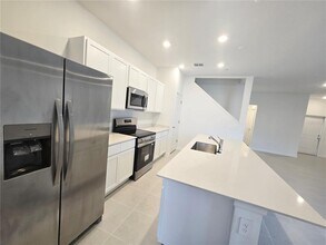 2376 Rider Rain Ln in Apopka, FL - Building Photo - Building Photo