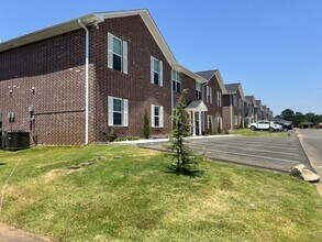 Cooper Ridge Apartment Homes in Texarkana, TX - Foto de edificio - Building Photo