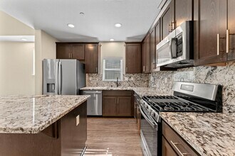 510 15th St in Sacramento, CA - Building Photo - Building Photo