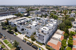 733-743 N Gramercy Pl in Los Angeles, CA - Building Photo - Building Photo