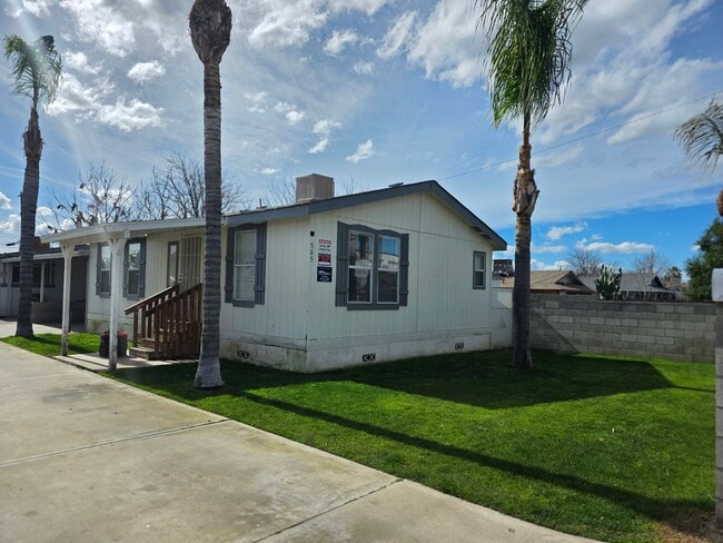 property at 505 33rd St