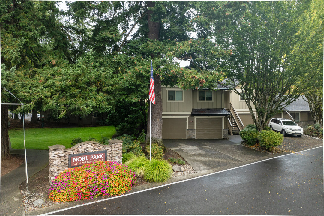 Nobl Park Apartments in Vancouver, WA - Foto de edificio